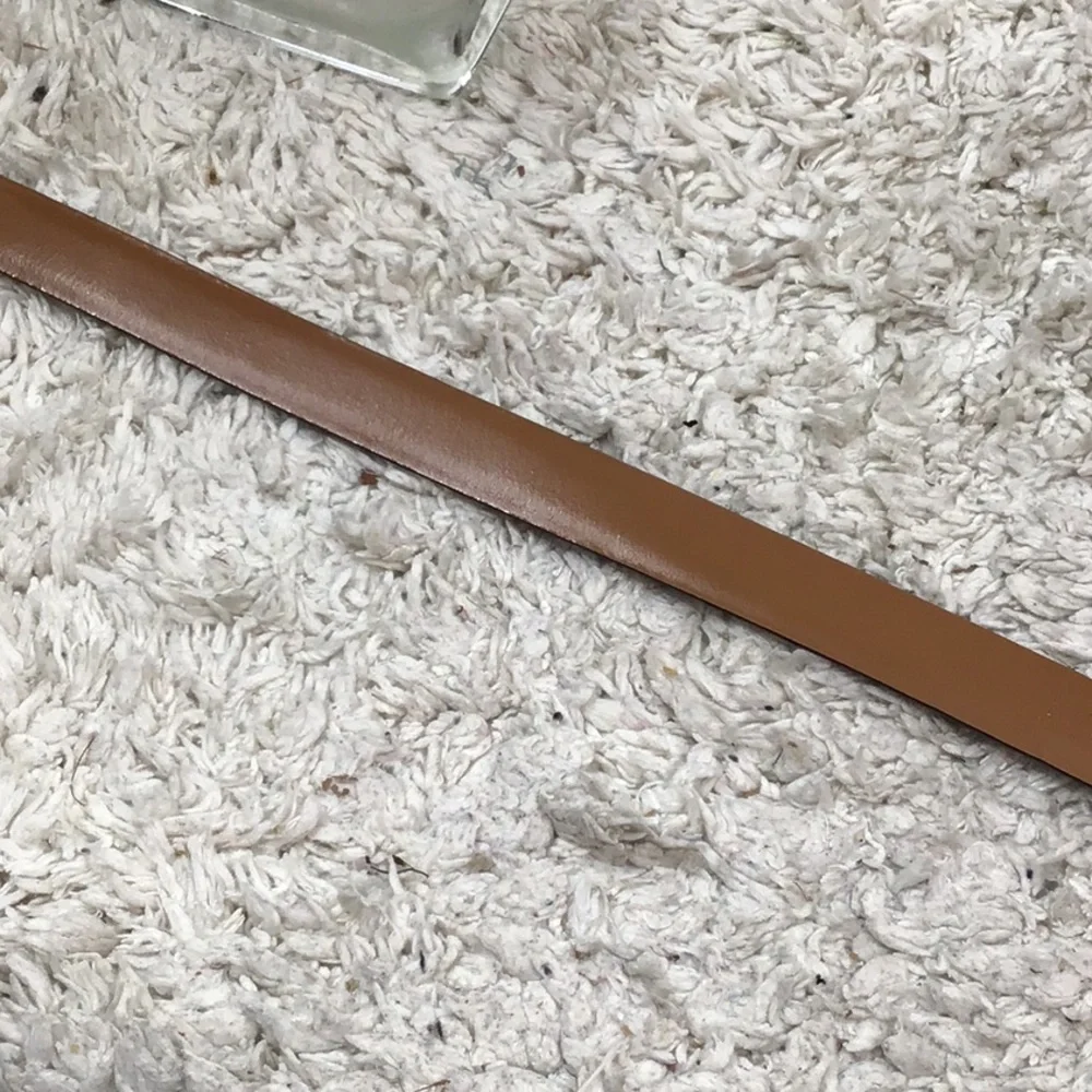 Harold Powell dark brown croc embossed leather belt L